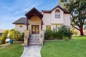Opulent Waterfront 118B
