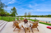 Lakefront Lodge