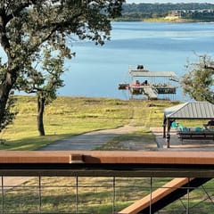 Lakefront Cottage