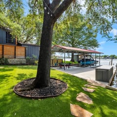 Villa Shoals