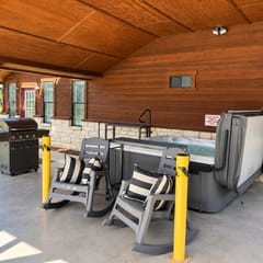 Headquarters Hideaway