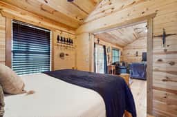 River's SkyView Lodge - Image 4