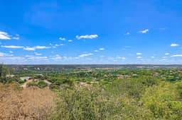 Hilltop Holiday - Image 4