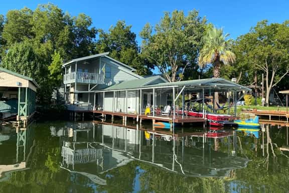 Crestwood Cove - Image 1
