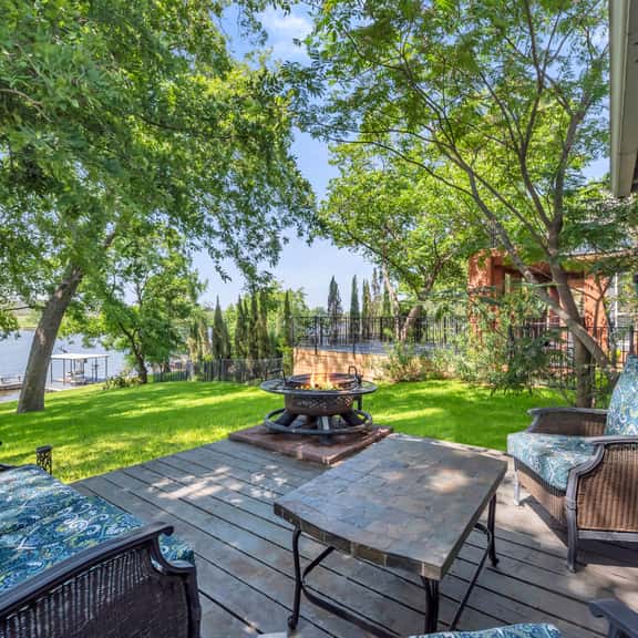River Oaks Place - Image 1