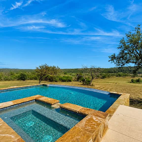 Spicewood Outback - Image 1