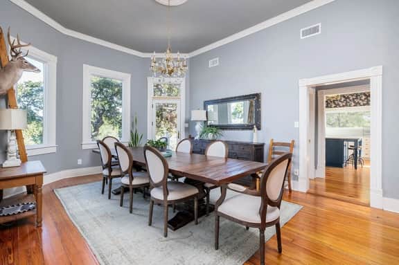 Unique Victorian Estate - The Llama Ranch - Image 4