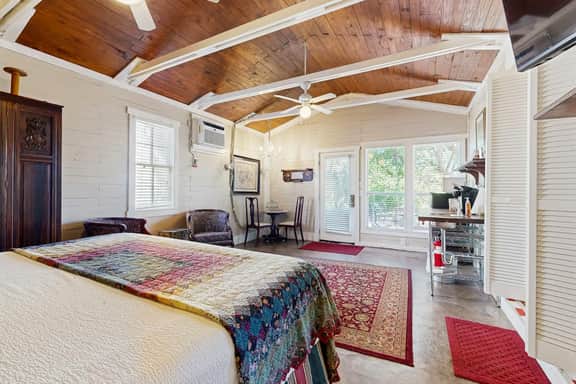 Travis Street - Travis Cottage - Image 3