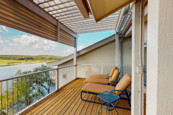 Harbor Paradise - Image 1